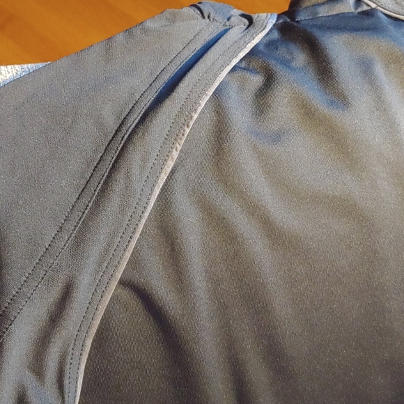 Women's Cannondale Jersey - Picture 5 of 8